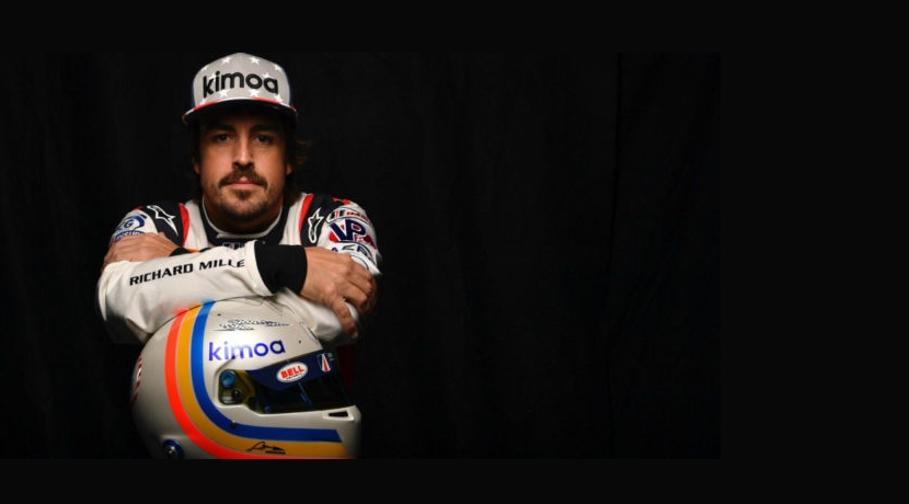 Alonso with the helmet of Daytona