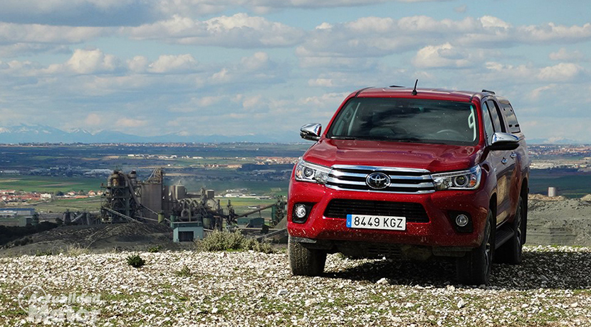 Test Toyota Hilux frontal